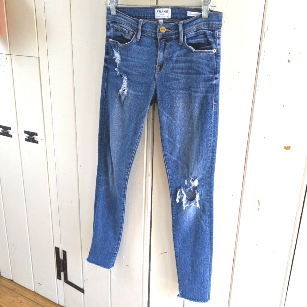 Frame Distressed Skinny with raw hem sz 26 - Picture 3 of 12